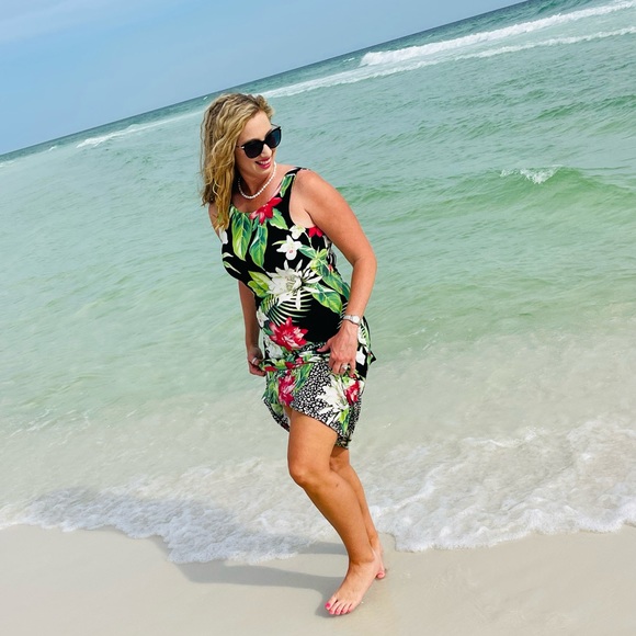 Meet your Posher, Stephanie - Picture 4 of 8